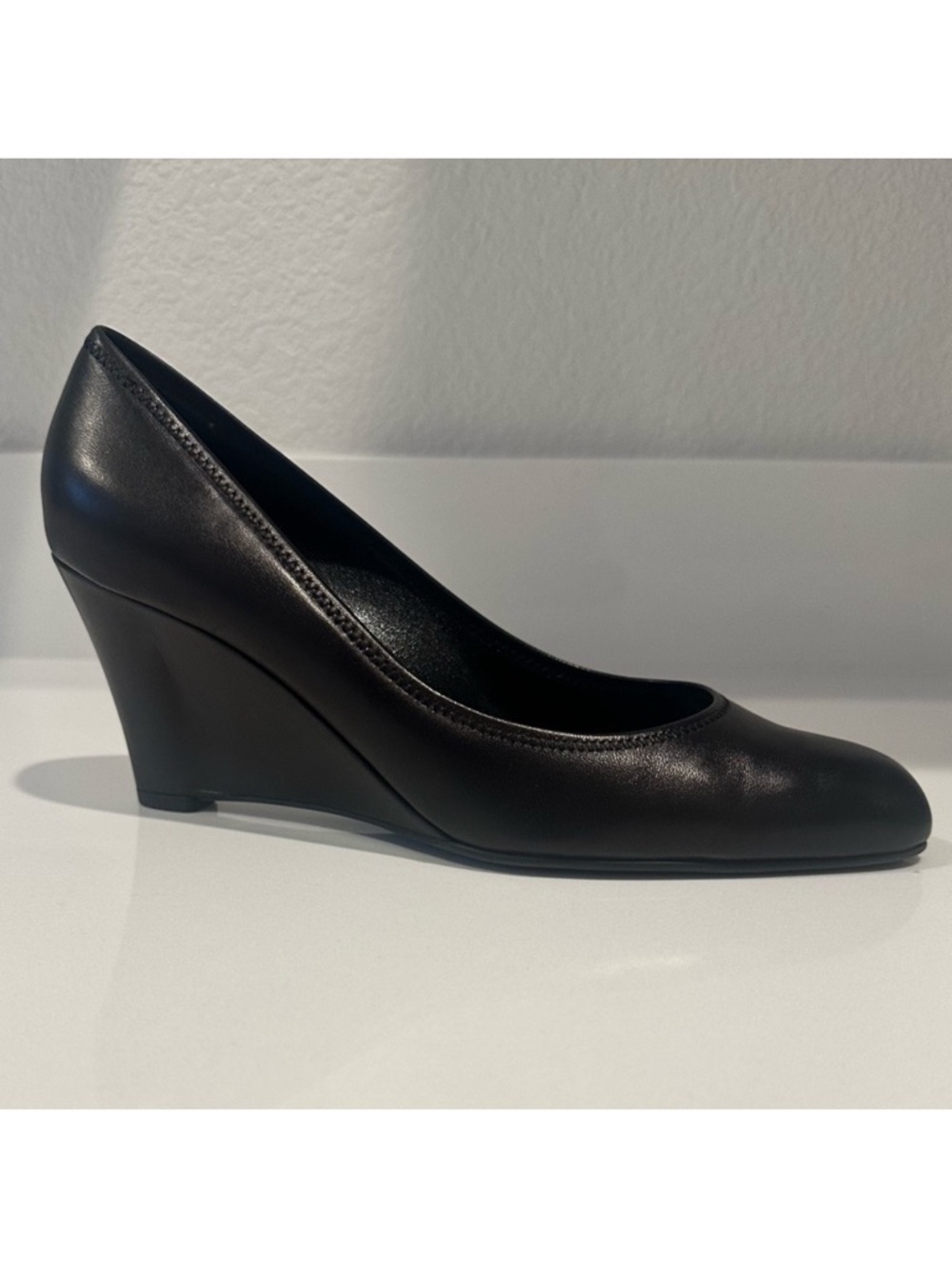 Salvatore Ferragamo Fondente Black Wedge Pump Heels Napa Calf Leather Size 8.5